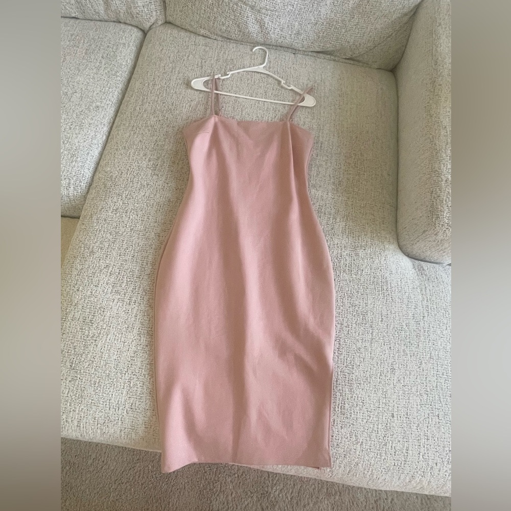 Lulus pink body con dress